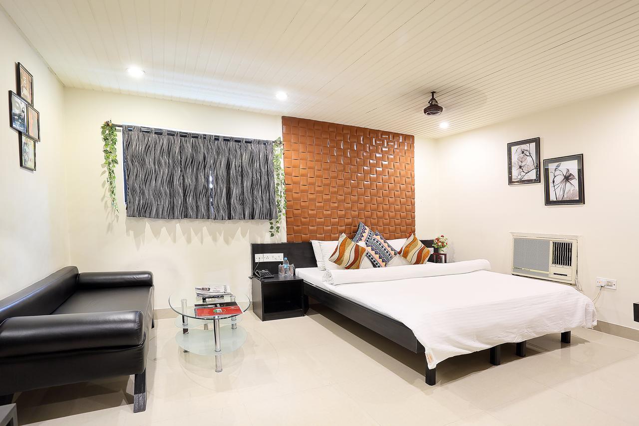 Hotel Narayani Enclave Calcutta Eksteriør billede