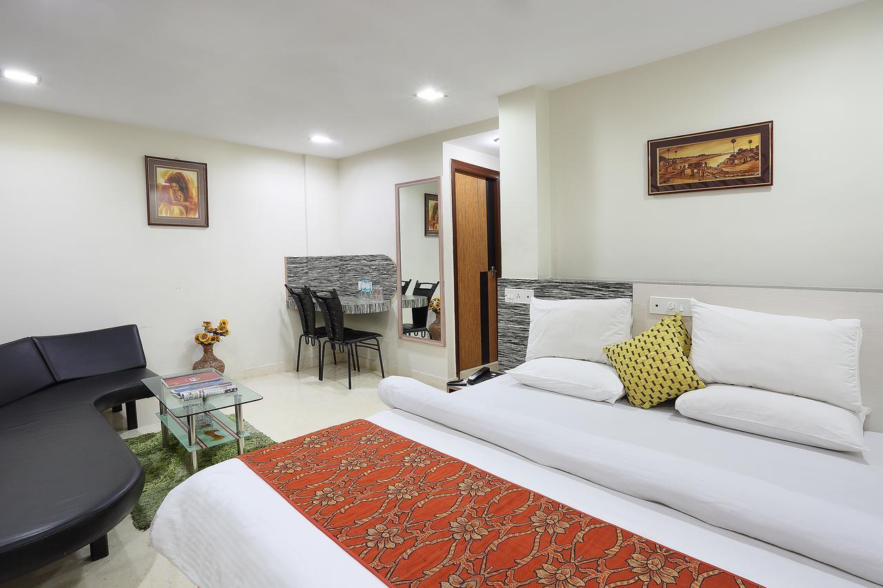 Hotel Narayani Enclave Calcutta Eksteriør billede