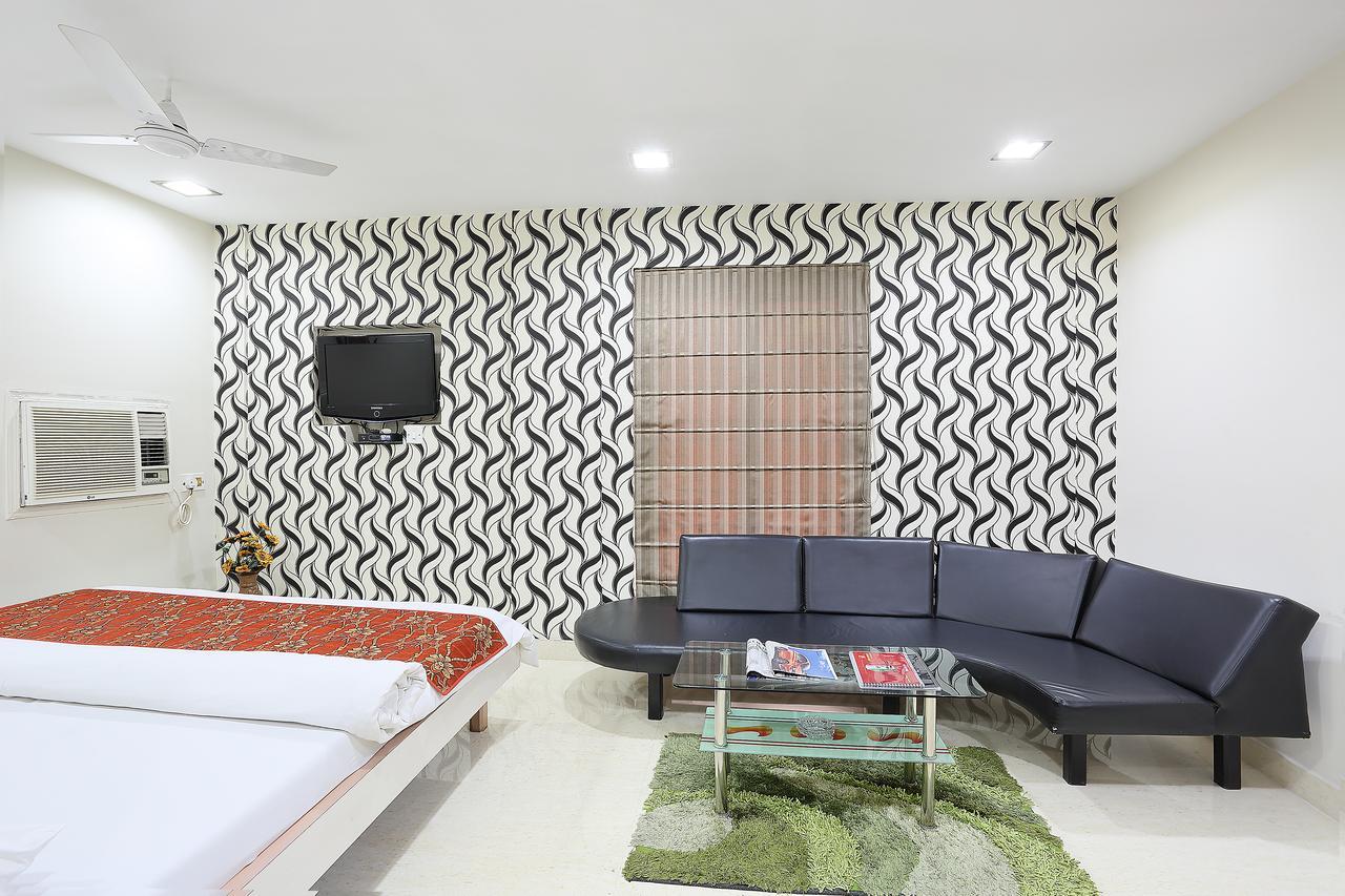 Hotel Narayani Enclave Calcutta Eksteriør billede