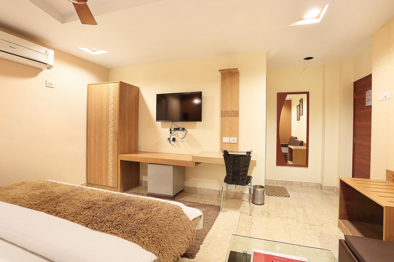 Hotel Narayani Enclave Calcutta Eksteriør billede