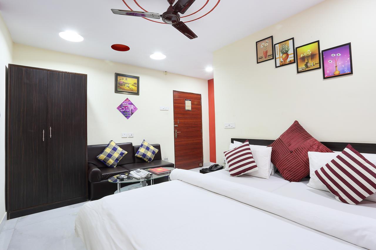 Hotel Narayani Enclave Calcutta Eksteriør billede