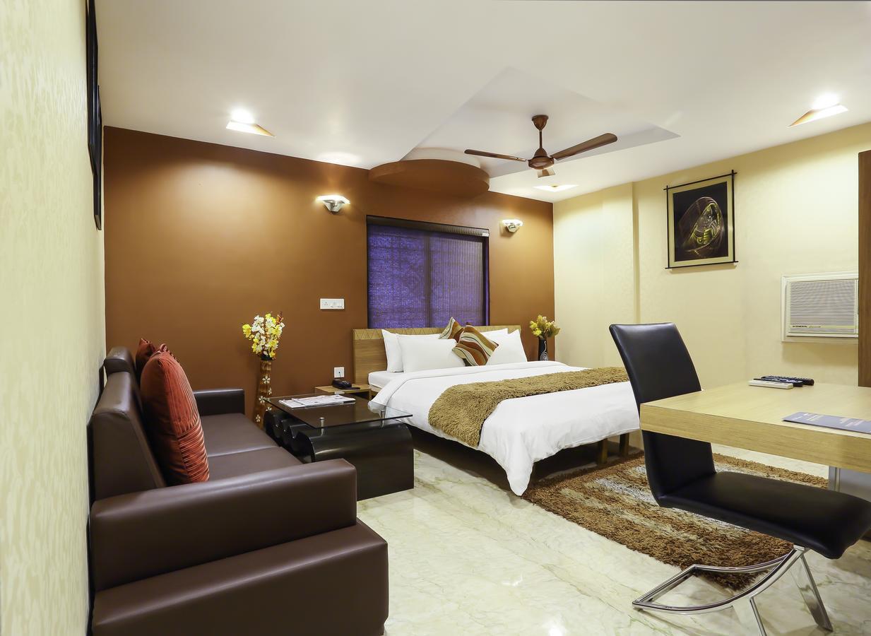 Hotel Narayani Enclave Calcutta Eksteriør billede